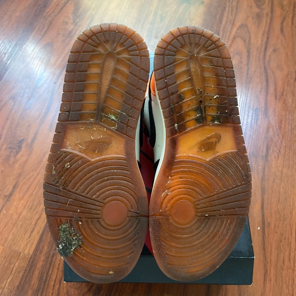 Nike Air Jordan 1 Satin Shattered Backboard - Picture 4 of 5